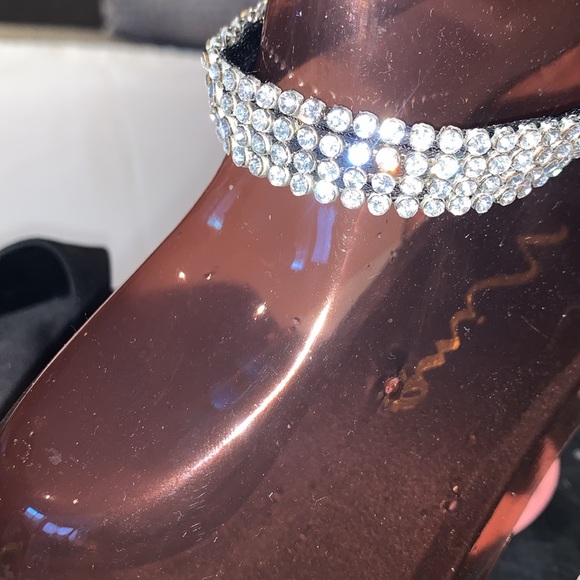 BNWOT Nina Ricci “Reena” Luster Black Heel 3” - Picture 3 of 11